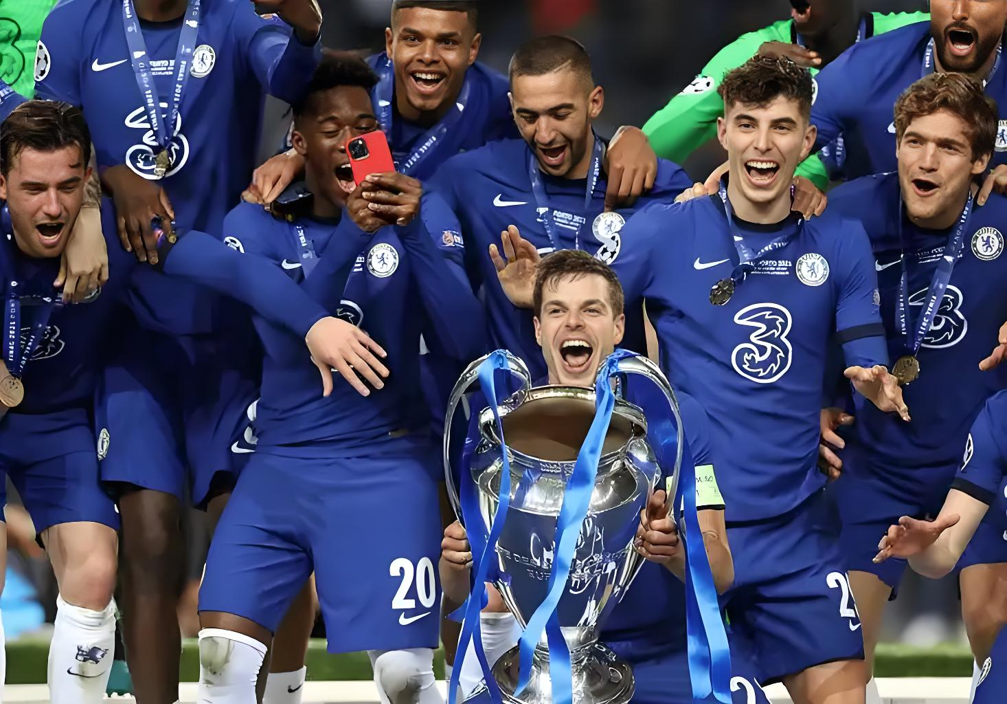 赛地聚焦——欧冠国际比赛日热度飙升；里昂完成体检；管理层满意；赛程密集仍需轮换的简单介绍-爱游戏