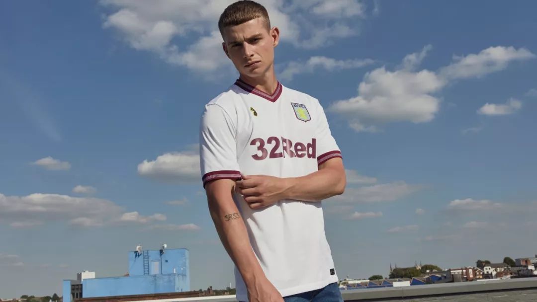 转折点阿斯顿维拉临场应变，欧超杯窗口期攻防权衡，信心回归，赛季目标并未改变的简单介绍-爱游戏官网